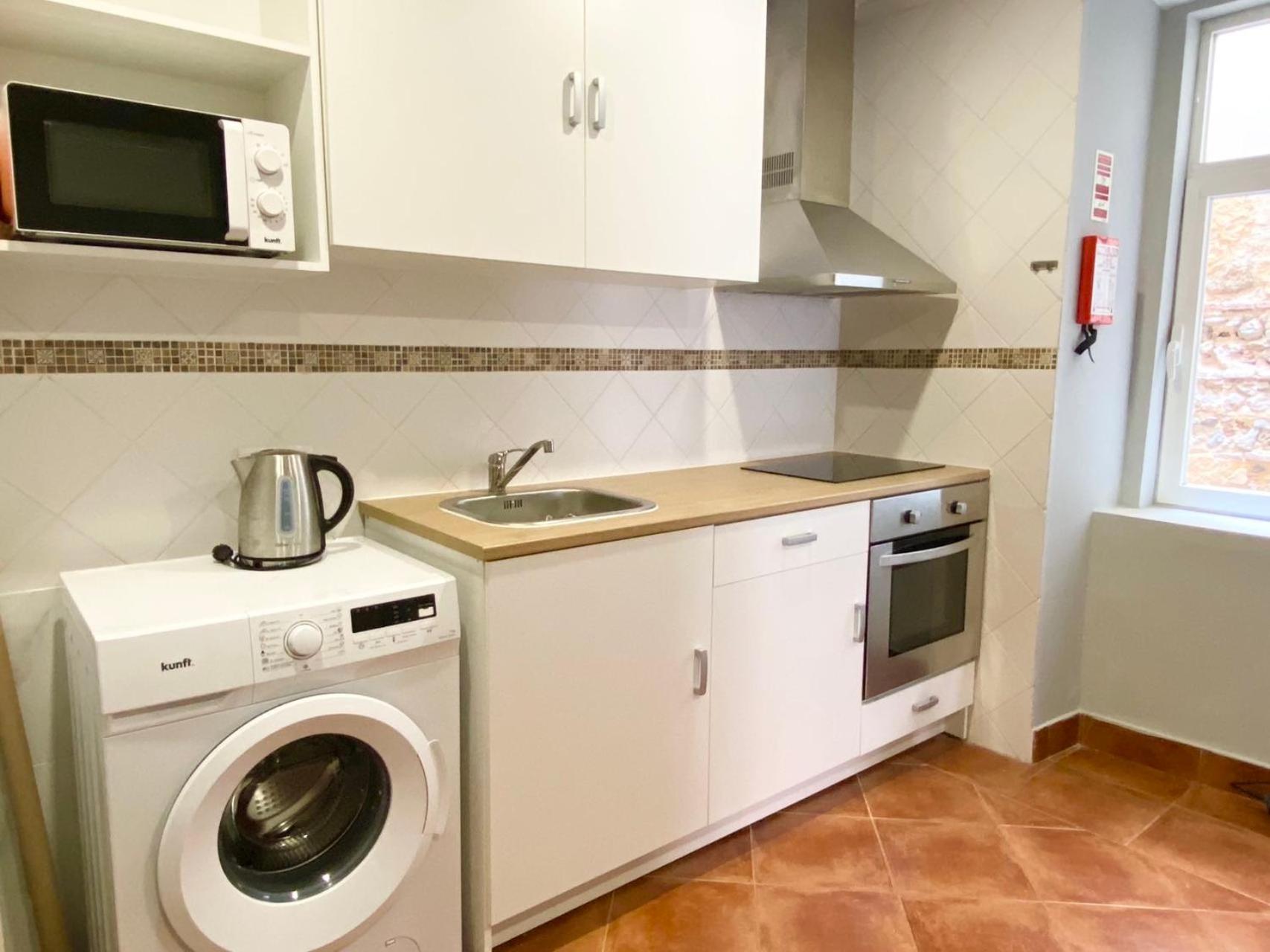 Ady House 2 Aparthotel Setúbal Eksteriør bilde